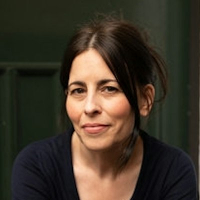 portrait photo of Florence Knapp