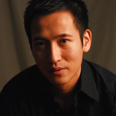 portrait photo of Jason Y. Ng