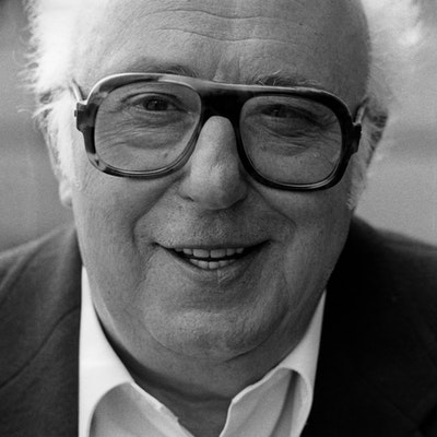 portrait photo of Horst Krüger