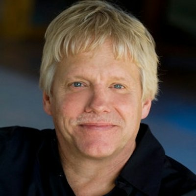portrait photo of Robert Alexander