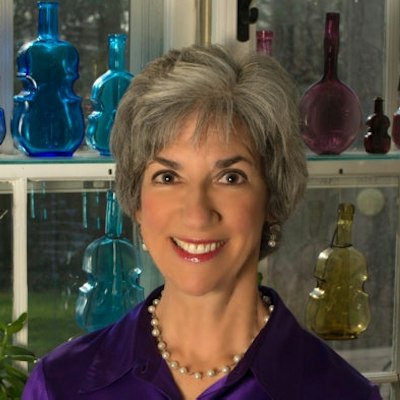 portrait photo of Carol Stock Kranowitz