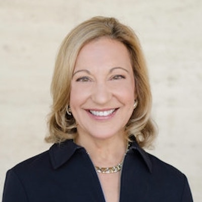 portrait photo of Janice Kaplan