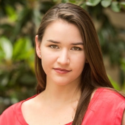 portrait photo of Dana Swift