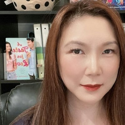 portrait photo of Jennifer Yen