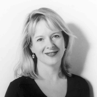 portrait photo of Allison Pearson