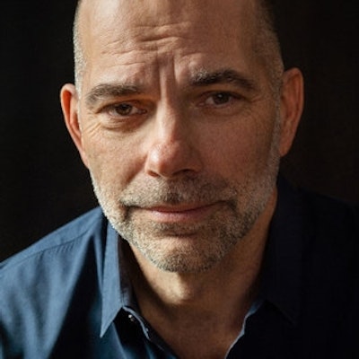 portrait photo of Bob McKinnon