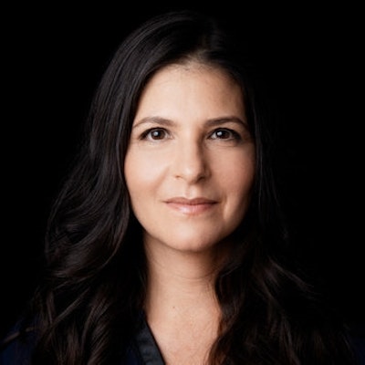 portrait photo of Heather Cabot