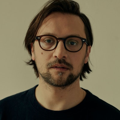 portrait photo of Ennis Cehic