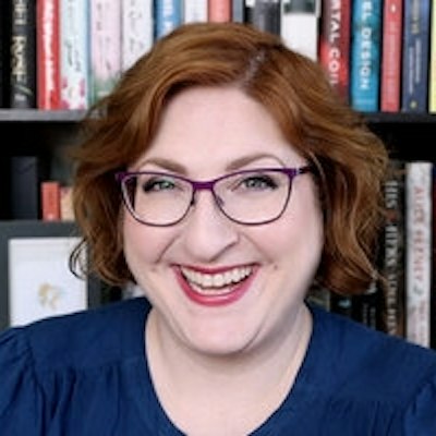 portrait photo of Alexa Donne