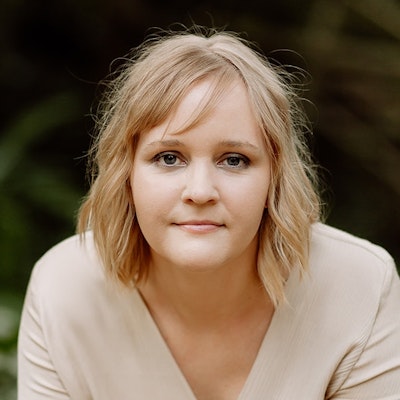 portrait photo of Amy Suiter Clarke