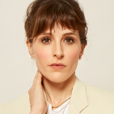 portrait photo of Maxine Bedat