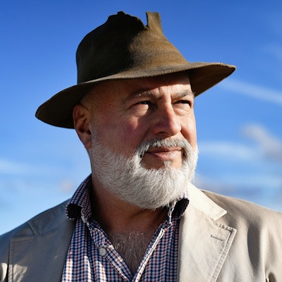 portrait photo of Simon Rowell