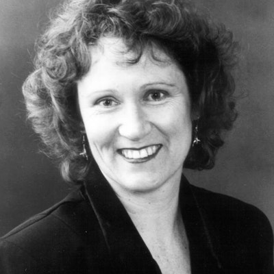 portrait photo of Christine Harris