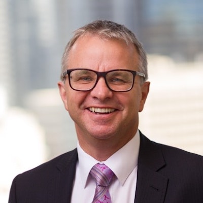 portrait photo of Scott Hamilton