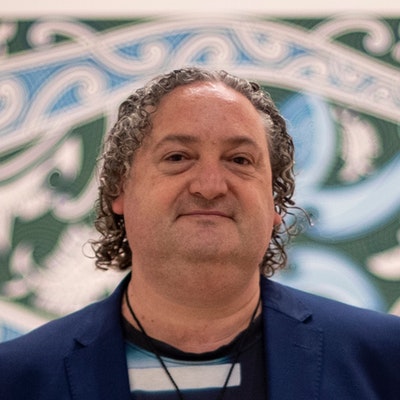 portrait photo of Nigel Borell