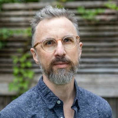 portrait photo of Dan Werb