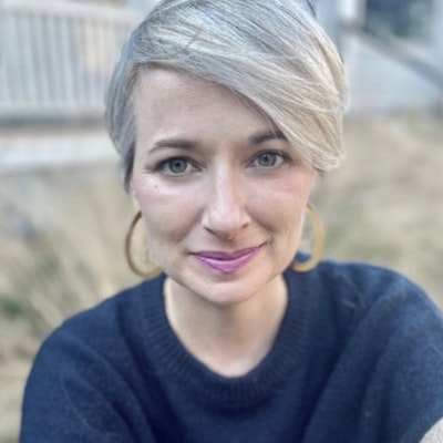 portrait photo of Erin Lane