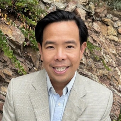 portrait photo of Sam Dogen