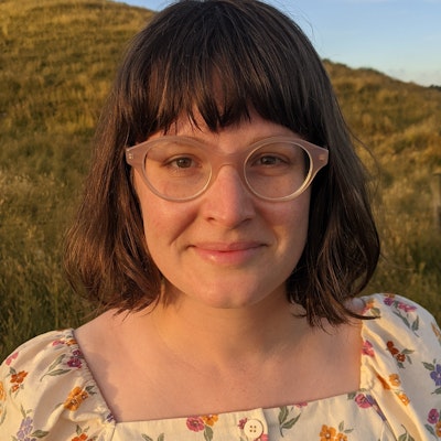 portrait photo of Karys McEwen
