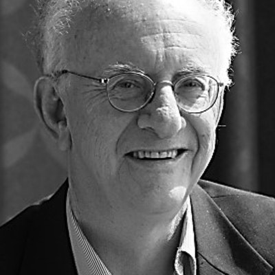 portrait photo of David Walker