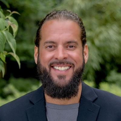 portrait photo of Andres Gonzalez