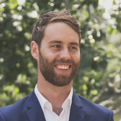 portrait photo of Tom Baragwanath