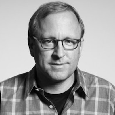 portrait photo of Jonathan Karl