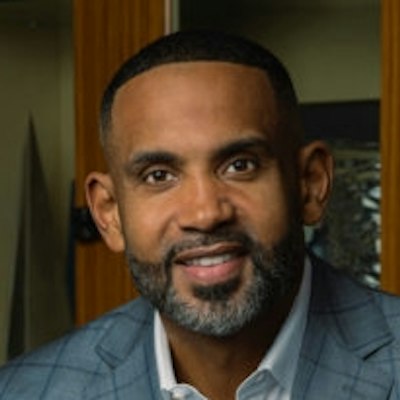 portrait photo of Grant Hill