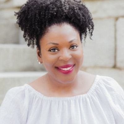 portrait photo of Karen Strong