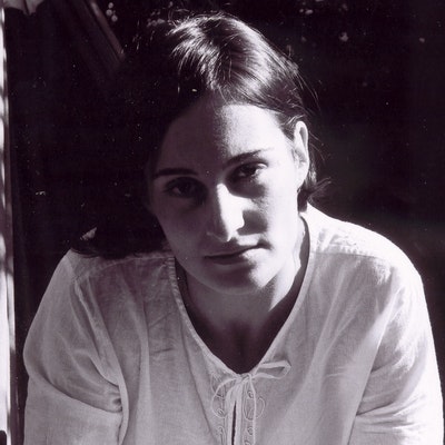 portrait photo of Diane Awerbuck