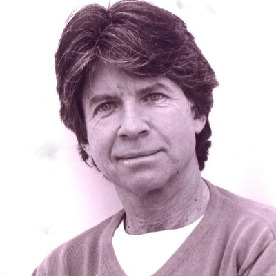 portrait photo of Anthony Browne