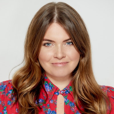 portrait photo of Hannah Rogers