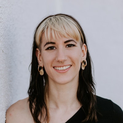 portrait photo of Anna Ferguson