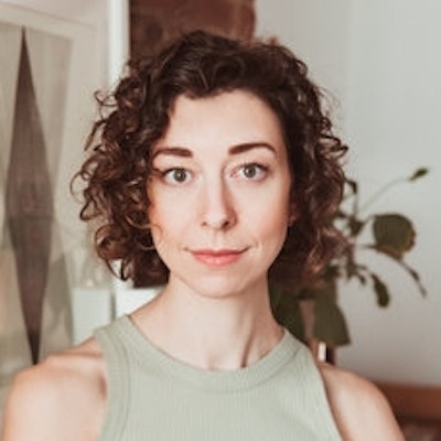 portrait photo of Andrea Bartz