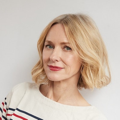 portrait photo of Naomi Watts