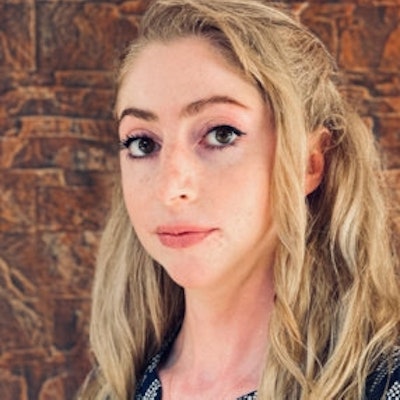 portrait photo of Lauren Glattly