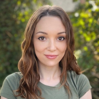 portrait photo of Jesselyn Cook