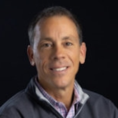 portrait photo of Jim VandeHei
