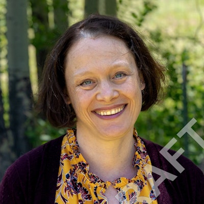 portrait photo of Jenna Levine