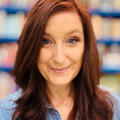 portrait photo of Lisa-Jo Baker