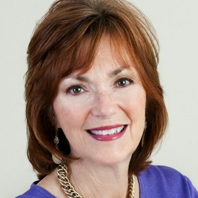 portrait photo of Dena Yohe