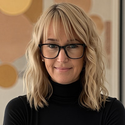portrait photo of Jessica Owers