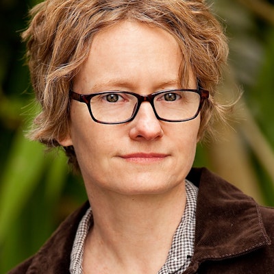 portrait photo of Amy Stewart