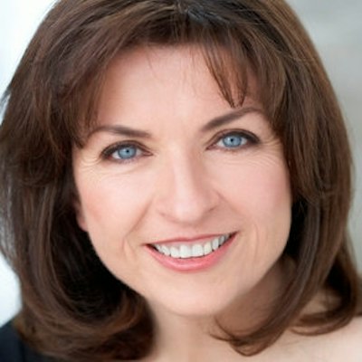 portrait photo of Teresa Toten