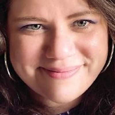 portrait photo of Rainbow Rowell