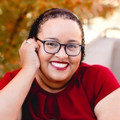 portrait photo of Denise Williams