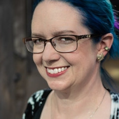 portrait photo of Mur Lafferty