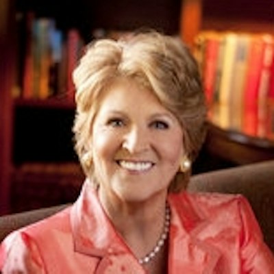 portrait photo of Fannie Flagg
