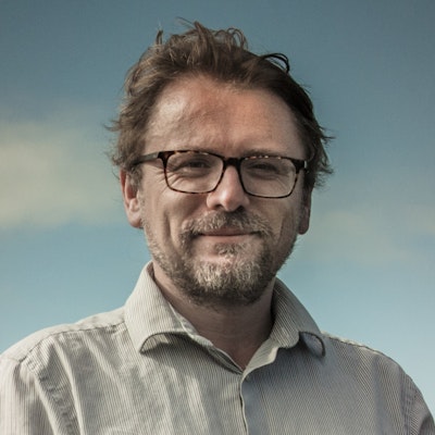 portrait photo of Andy Hamilton