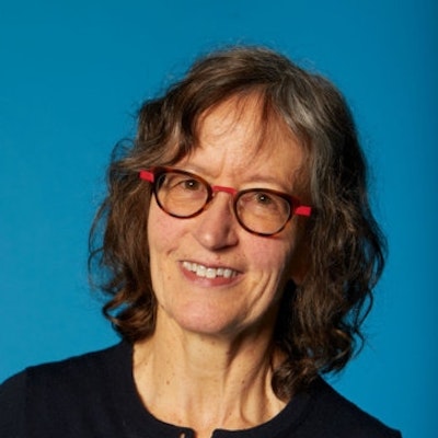portrait photo of Julie Winterbottom